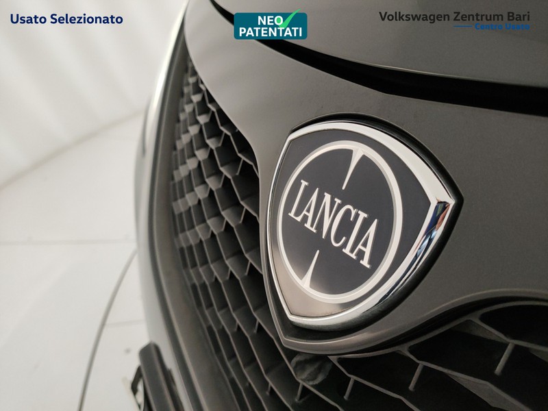Lancia Ypsilon 1.0 firefly hybrid gold s&s 70cv - 23