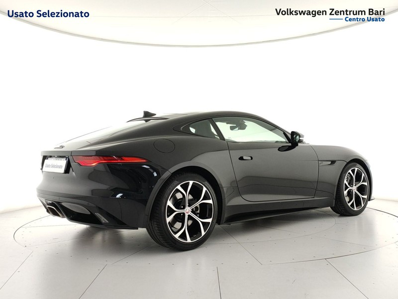 Jaguar F-Type coupe 2.0 i4 r-dynamic rwd 300cv auto - 5