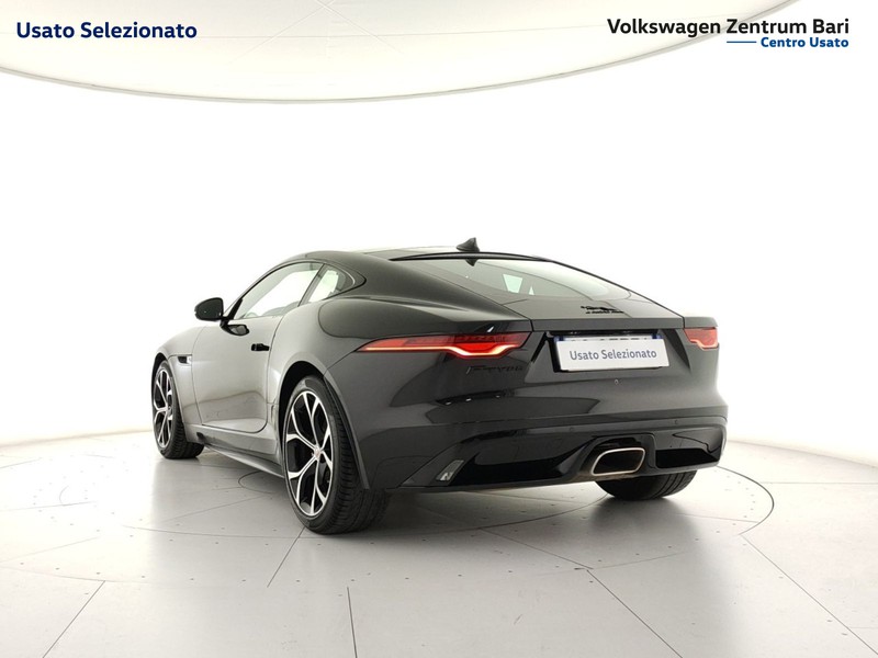 Jaguar F-Type coupe 2.0 i4 r-dynamic rwd 300cv auto - 7