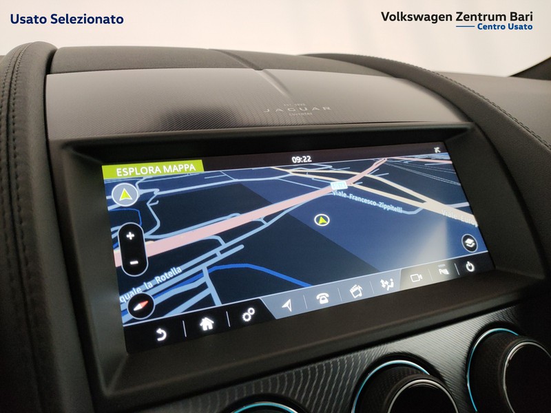 Jaguar F-Type coupe 2.0 i4 r-dynamic rwd 300cv auto - 10