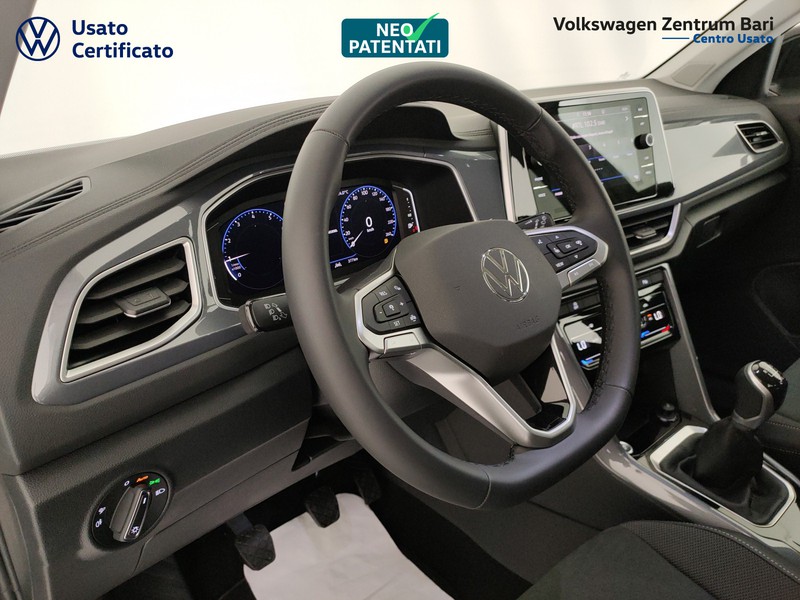 Volkswagen T-Roc 1.0 tsi style 110cv - 17