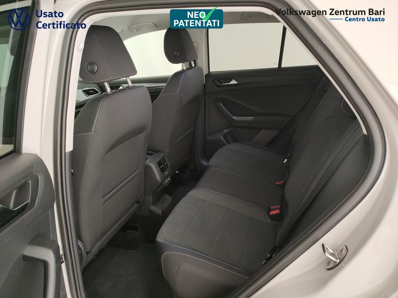 Volkswagen T-Roc 1.0 tsi style 110cv - 19