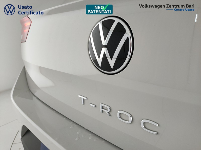 Volkswagen T-Roc 1.0 tsi style 110cv - 22