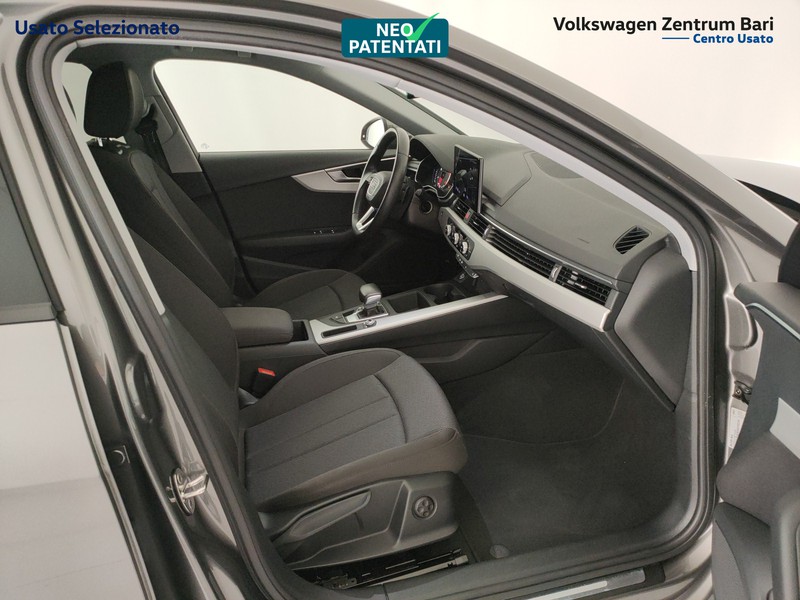 Audi A4 avant 30 2.0 tdi mhev business 136cv s-tronic - 23