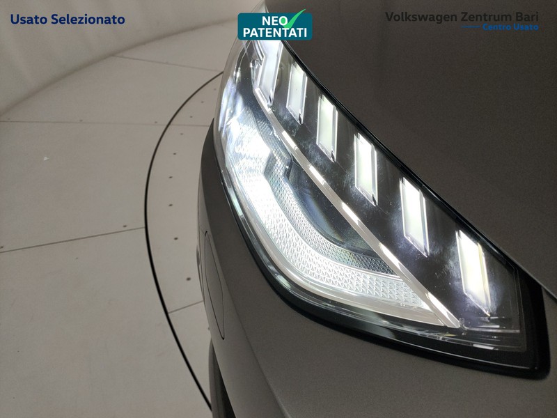 Audi A4 avant 30 2.0 tdi mhev business 136cv s-tronic - 24
