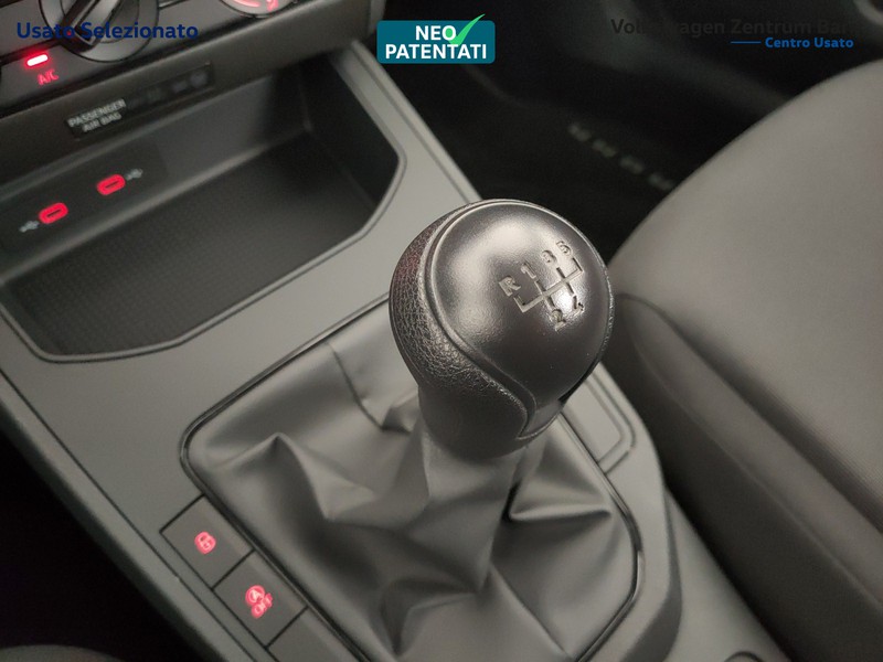 Seat Arona 1.0 ecotsi reference 95cv - 13