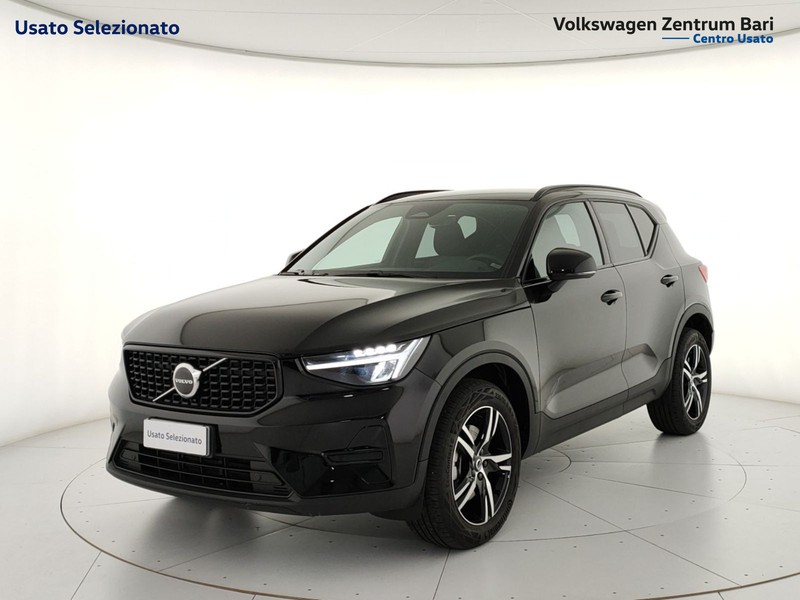 Volvo XC40 2.0 b4 plus dark awd auto - 1