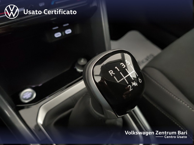 Volkswagen T-Roc 1.0 tsi style 110cv - 13
