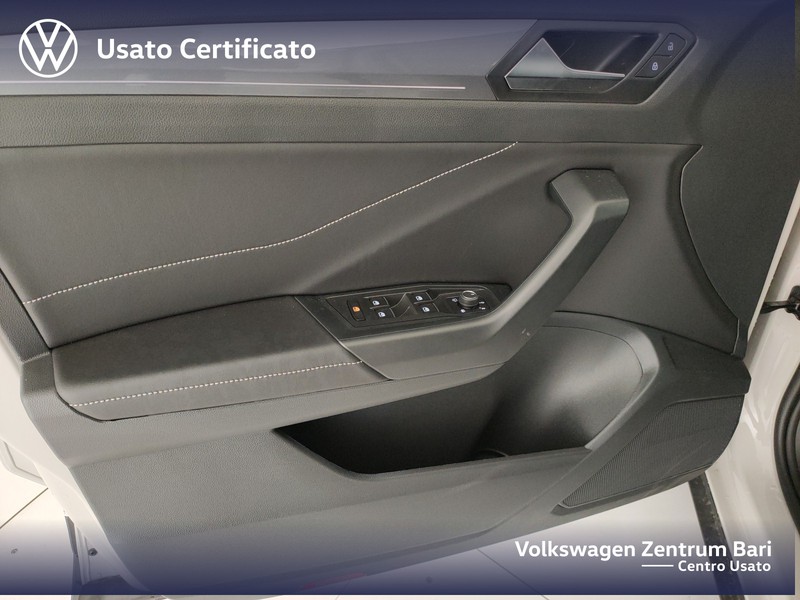 Volkswagen T-Roc 1.0 tsi style 110cv - 15