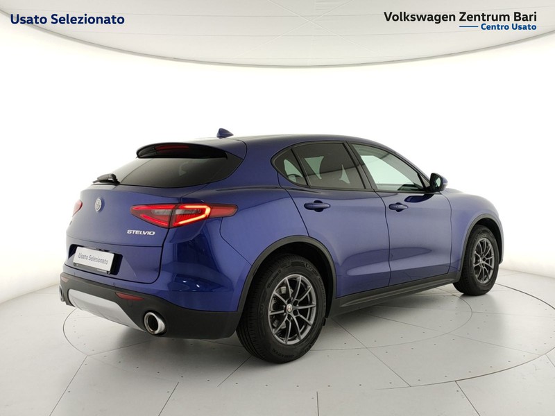 Alfa Romeo Stelvio 2.2 t business q4 190cv auto - 6