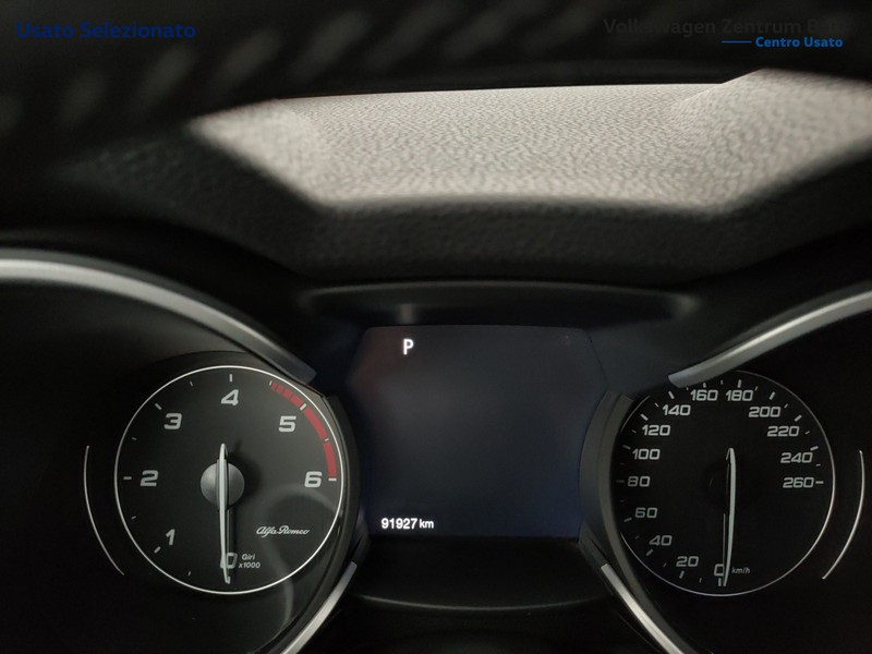 Alfa Romeo Stelvio 2.2 t business q4 190cv auto - 10