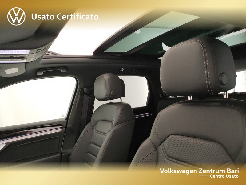 Volkswagen Touareg 3.0 v6 tdi elegance r-line exterior pack 231cv tiptronic - 18