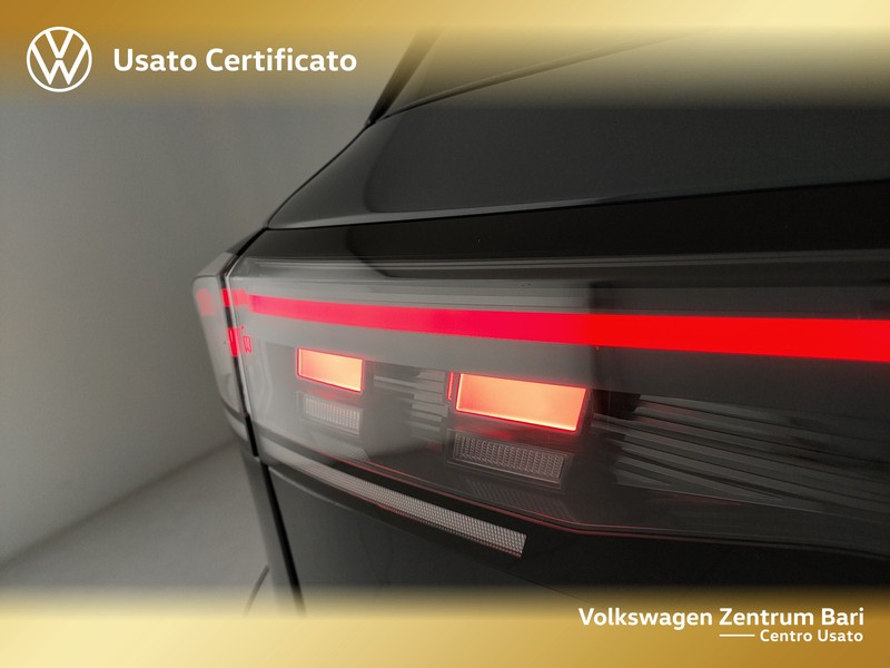 Volkswagen Tiguan 2.0 tdi r-line 150cv dsg - 23