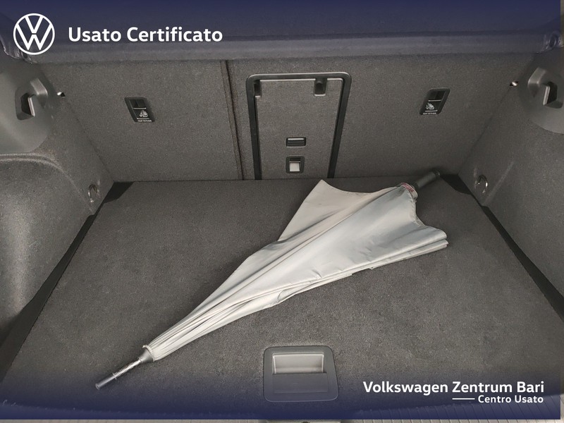 Volkswagen Golf 1.0 etsi evo life 110cv dsg - 24
