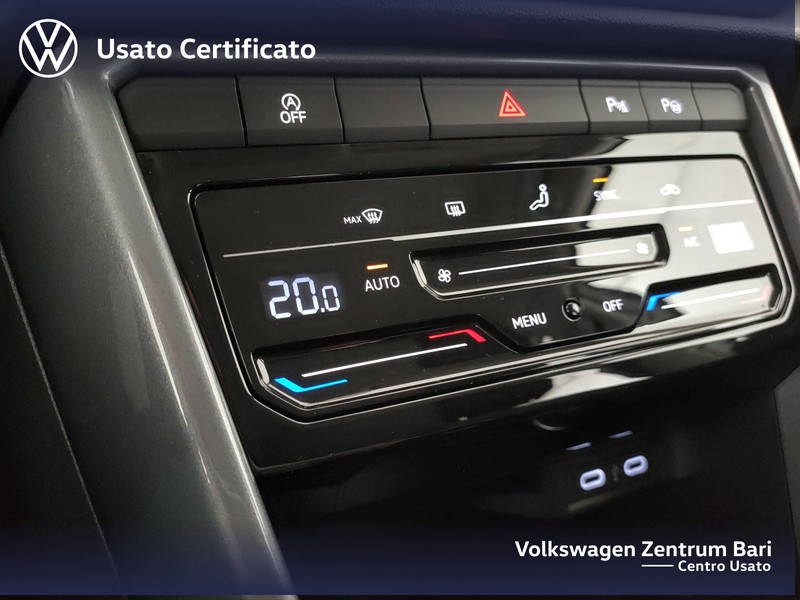 Volkswagen T-Roc 1.0 tsi style 110cv - 12