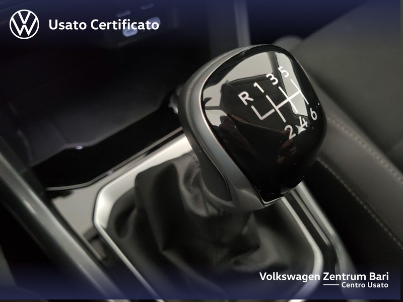 Volkswagen T-Roc 1.0 tsi style 110cv - 13