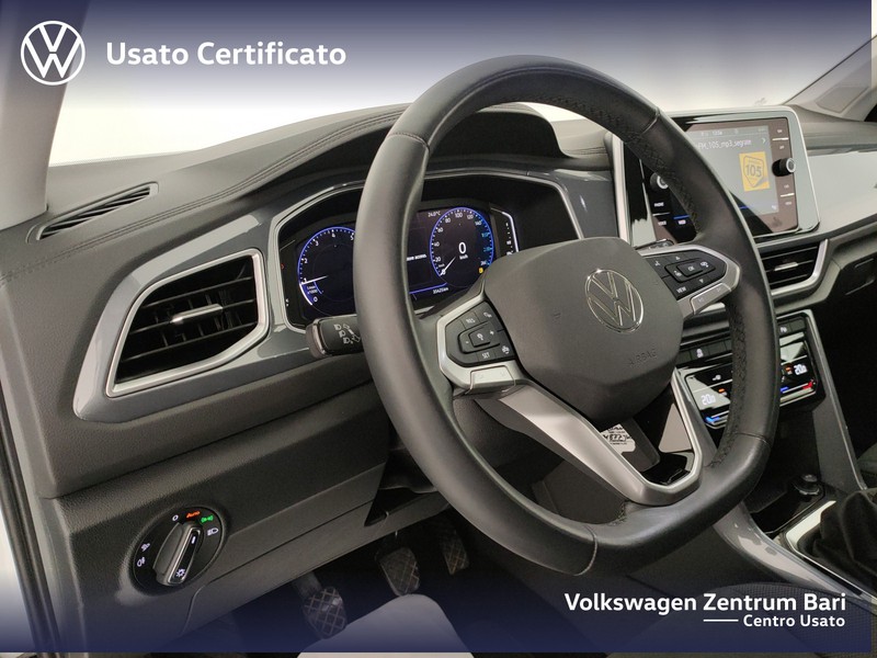 Volkswagen T-Roc 1.0 tsi style 110cv - 17