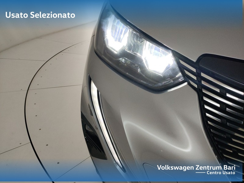 Peugeot 2008 1.5 bluehdi allure s&s 130cv eat8 - 27