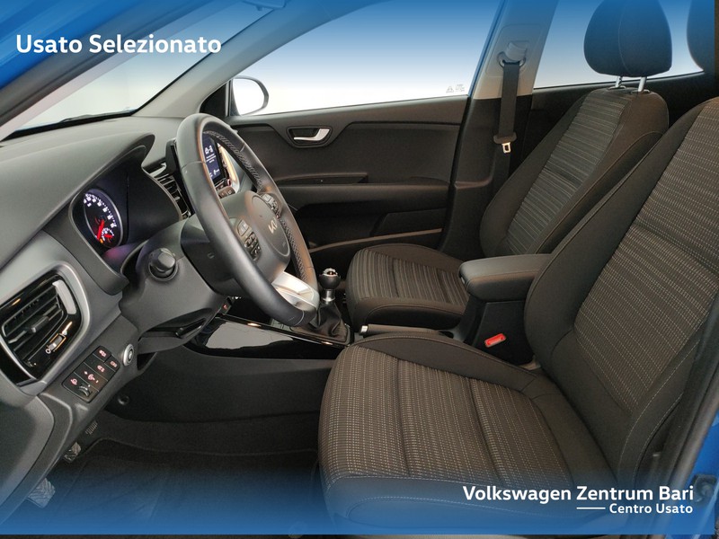 Kia Stonic 1.2 dpi style s/design pack gpl 82cv - 16