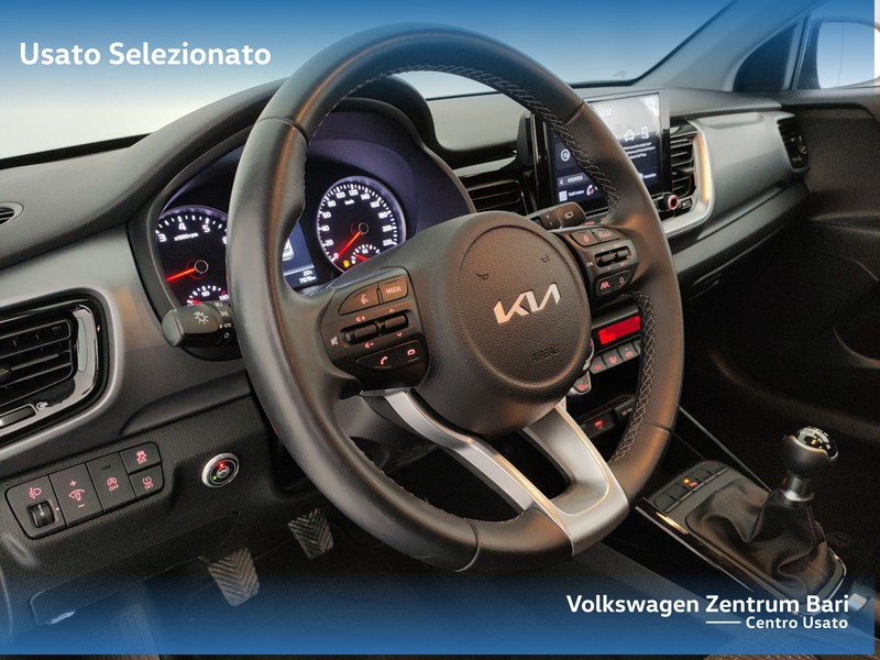 Kia Stonic 1.2 dpi style s/design pack gpl 82cv - 17