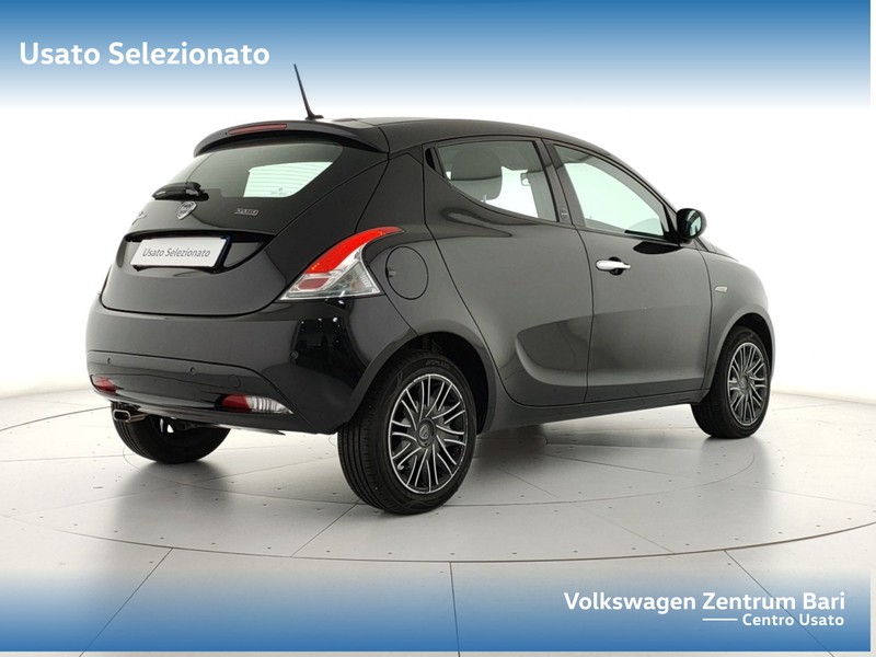 Lancia Ypsilon 1.0 firefly hybrid gold s&s 70cv - 6