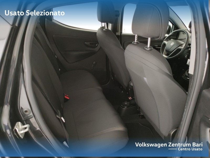 Lancia Ypsilon 1.0 firefly hybrid gold s&s 70cv - 21