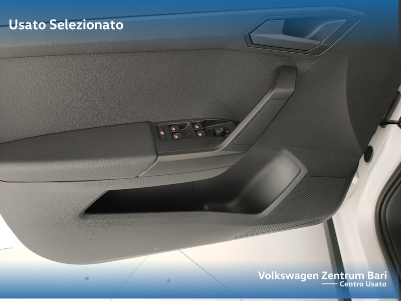 Seat Arona 1.0 ecotsi reference 95cv - 14