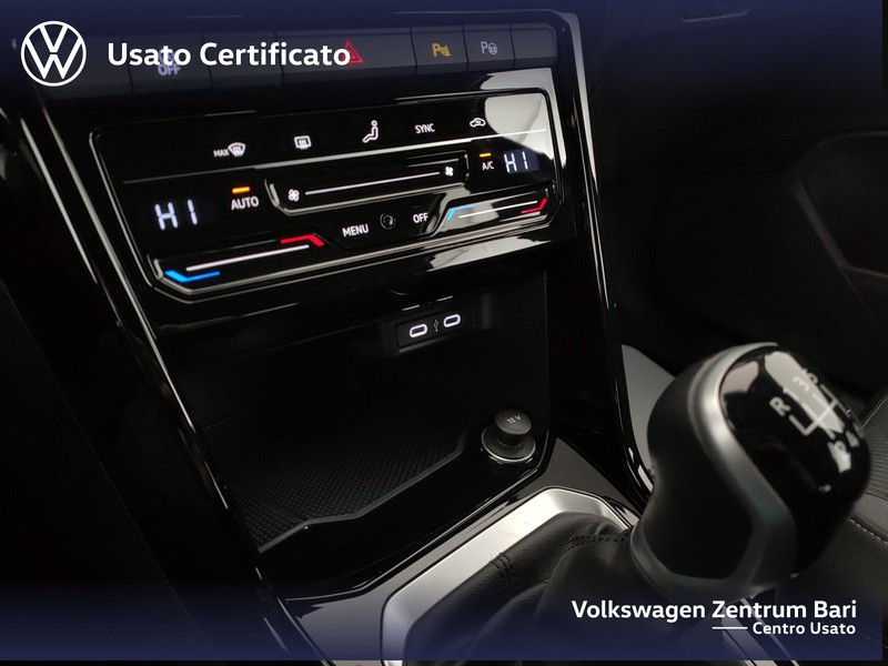 Volkswagen T-Roc 1.0 tsi r-line 110cv - 13