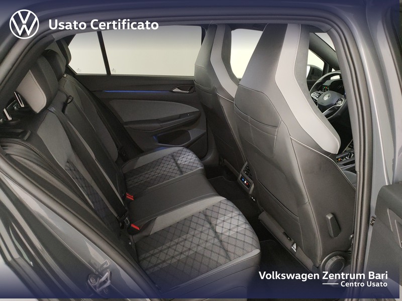 Volkswagen Golf 1.5 etsi evo r-line 130cv dsg - 24