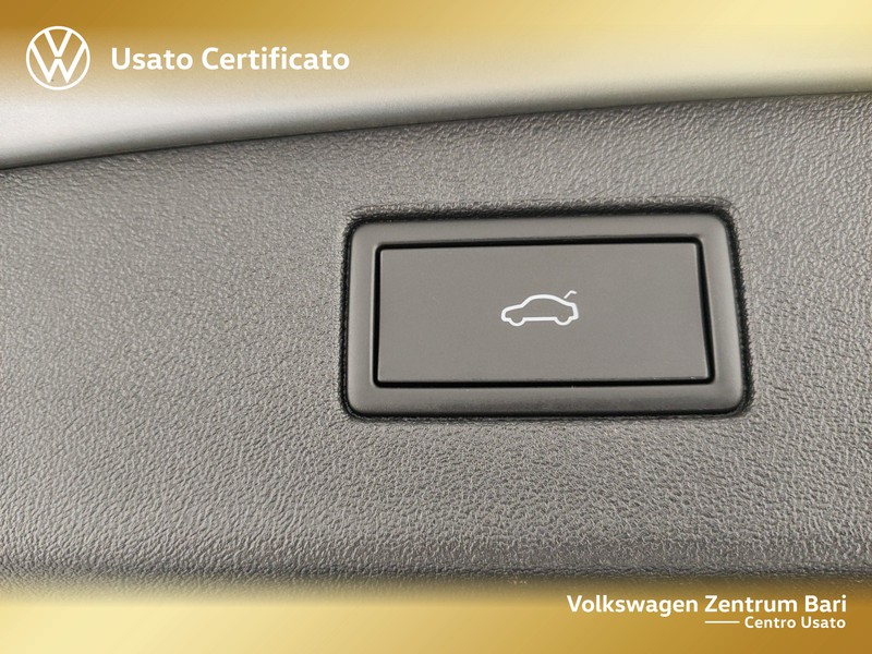 Volkswagen Tiguan 2.0 tdi elegance 150cv dsg - 22