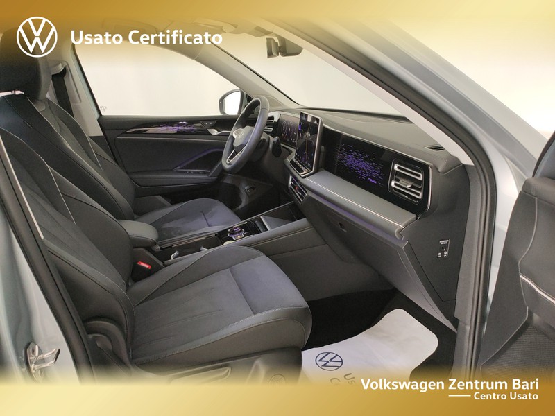 Volkswagen Tiguan 2.0 tdi elegance 150cv dsg - 24