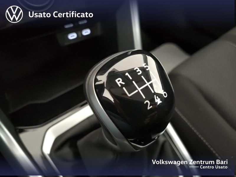 Volkswagen T-Roc 1.0 tsi life 110cv - 13