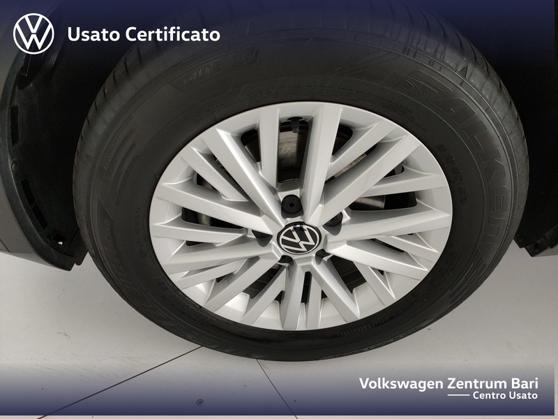 Volkswagen T-Roc 1.0 tsi life 110cv - 17