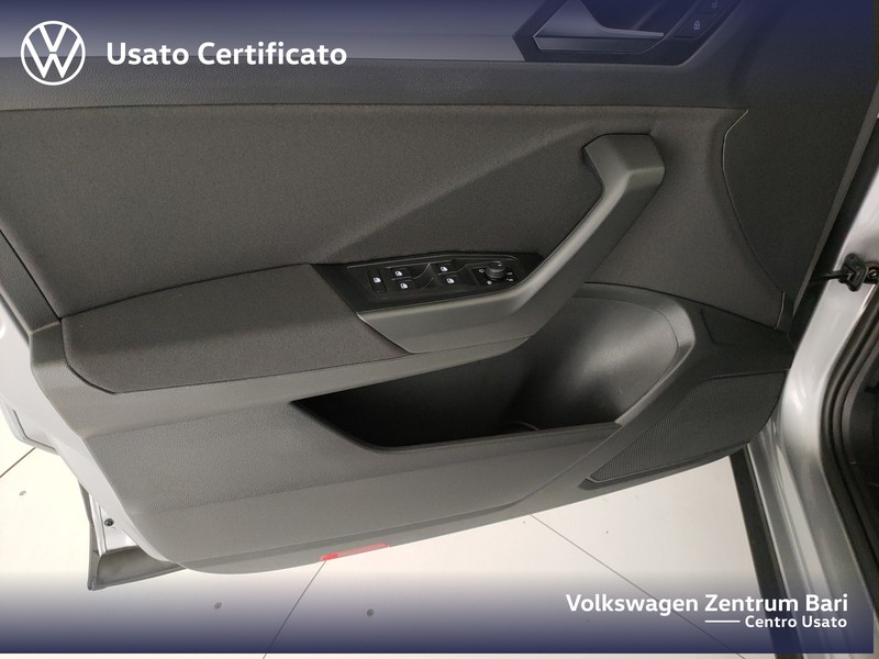 Volkswagen T-Roc 1.0 tsi life 110cv - 13