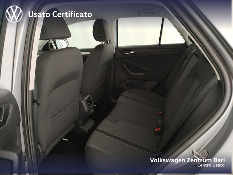 Volkswagen T-Roc 1.0 tsi life 110cv - 17