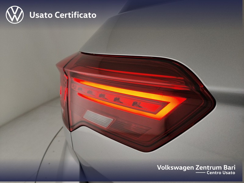 Volkswagen T-Roc 1.0 tsi life 110cv - 19