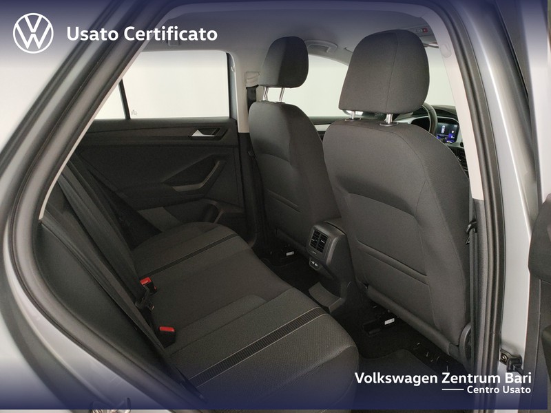 Volkswagen T-Roc 1.0 tsi life 110cv - 22