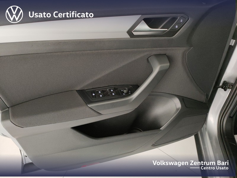 Volkswagen T-Roc 2.0 tdi life 115cv - 10