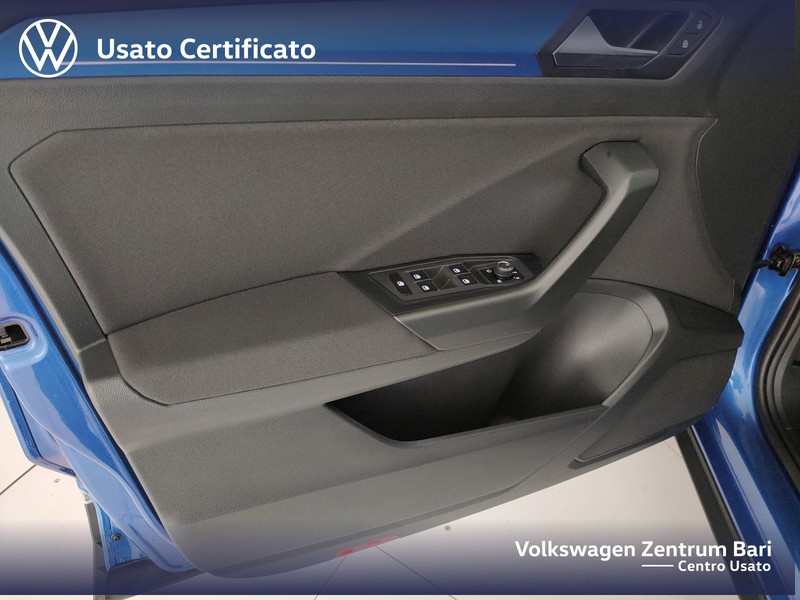 Volkswagen T-Roc 1.0 tsi style 110cv - 15
