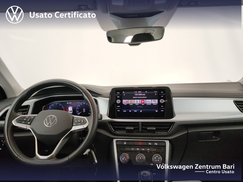 Volkswagen T-Roc 1.0 tsi life 110cv - 18