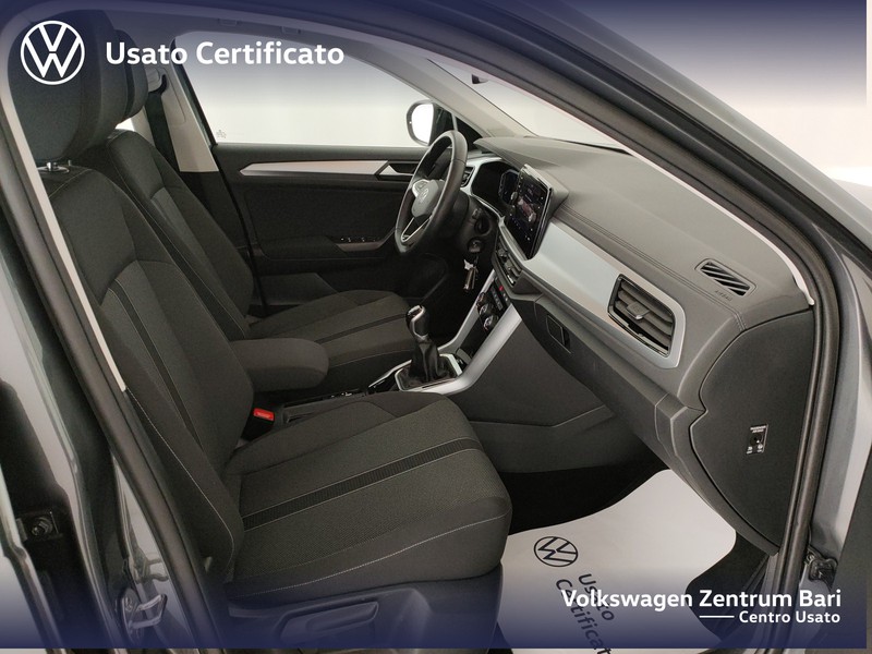 Volkswagen T-Roc 1.0 tsi life 110cv - 22