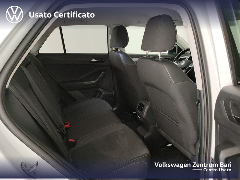 Volkswagen T-Roc 1.0 tsi style 110cv - 23