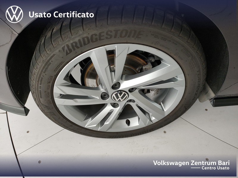 Volkswagen Golf 1.5 tsi evo r-line 150cv - 18