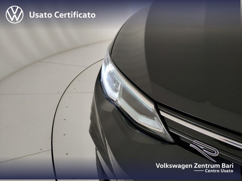 Volkswagen Golf 1.5 tsi evo r-line 150cv - 23