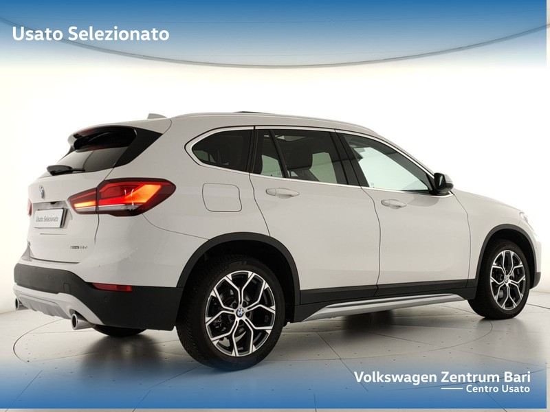 BMW X1 sdrive18d xline plus auto - 6