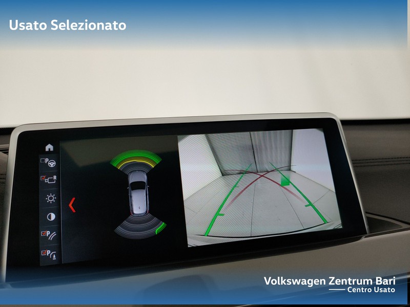 BMW X1 sdrive18d xline plus auto - 10