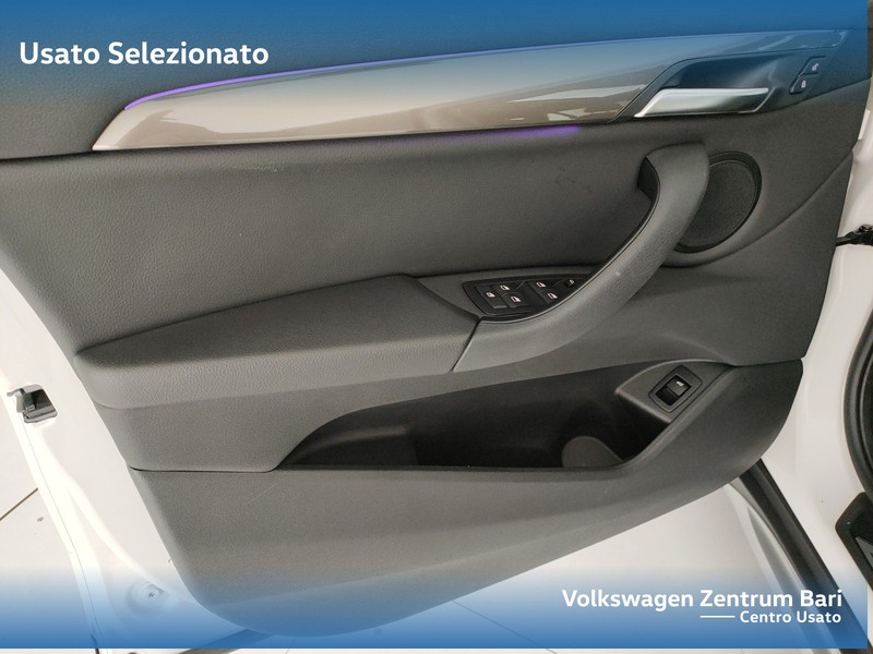 BMW X1 sdrive18d xline plus auto - 13
