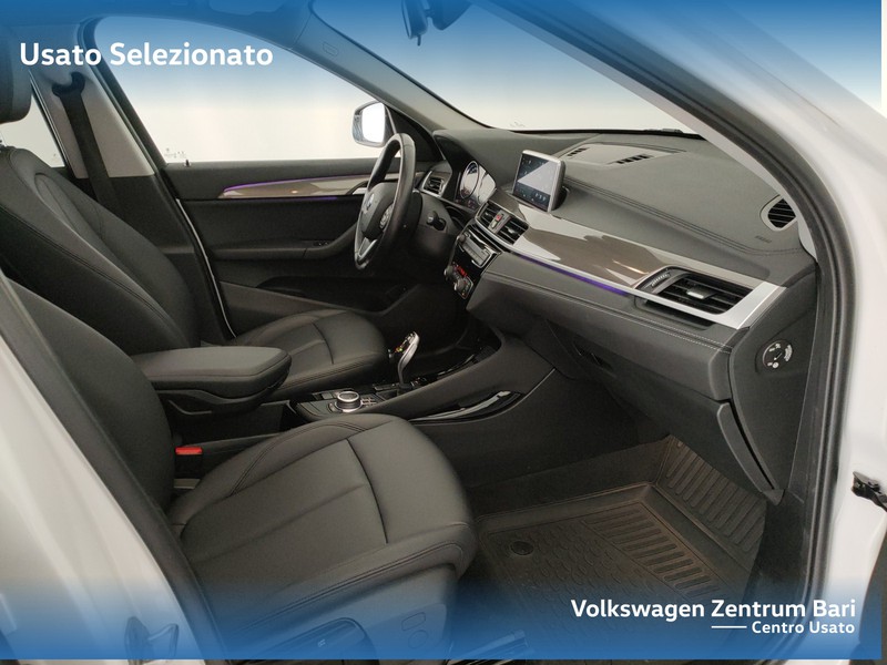 BMW X1 sdrive18d xline plus auto - 24