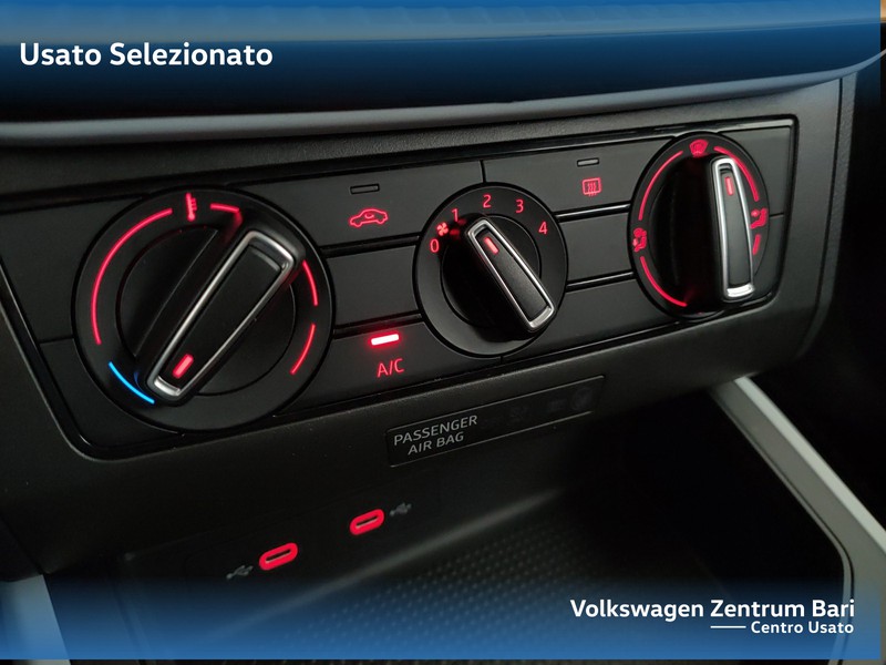 Seat Arona 1.0 ecotsi style 110cv dsg - 12
