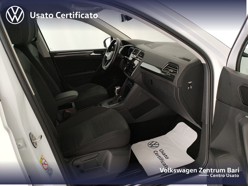 Volkswagen Tiguan 2.0 tdi elegance 150cv dsg - 27